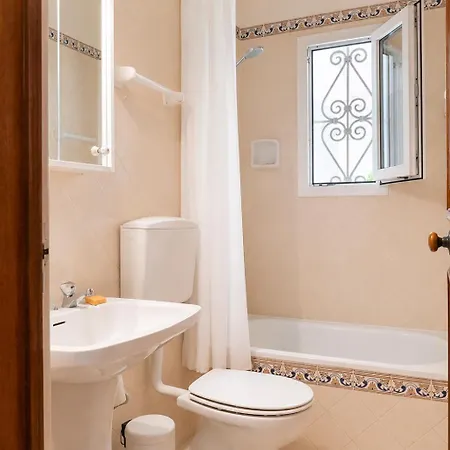 Casa Dos Arcos * קווארטיירה